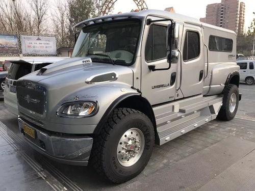 李晨的车图片,豪华SUV彰显明星风范